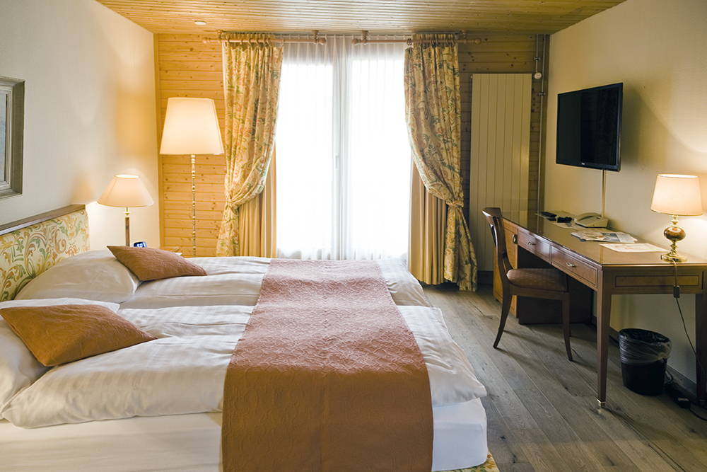 Standard triple and quadruple rooms - Hotel Silberhorn**** Wengen
